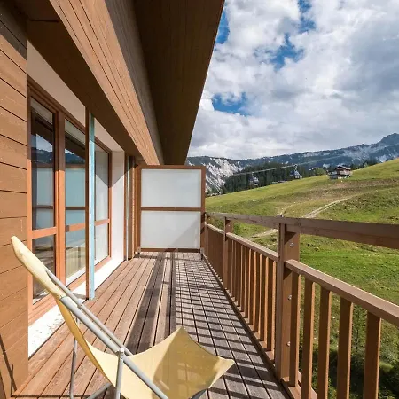 Lumineux Avec Mezzanine, Terrasse Ensoleillee Et Acces Pistes Au Centre De - Fr-1-563-77
